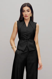 Blusa Estruturada Lisa Com Abotoamento Frontal