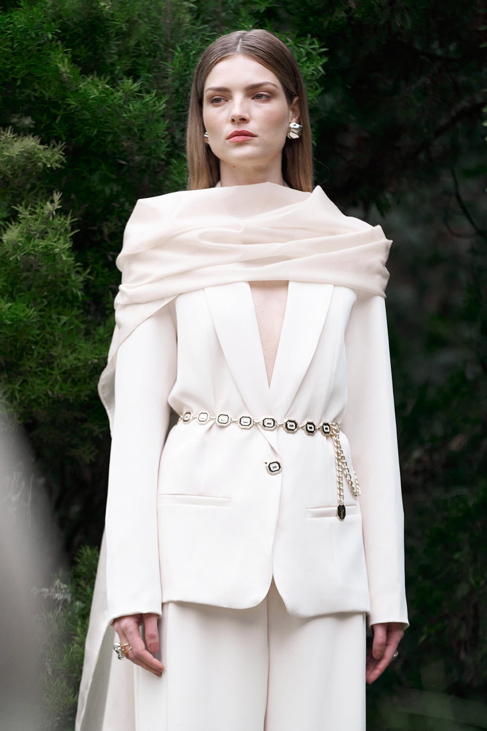 Blazer Reto Liso Com Recortes