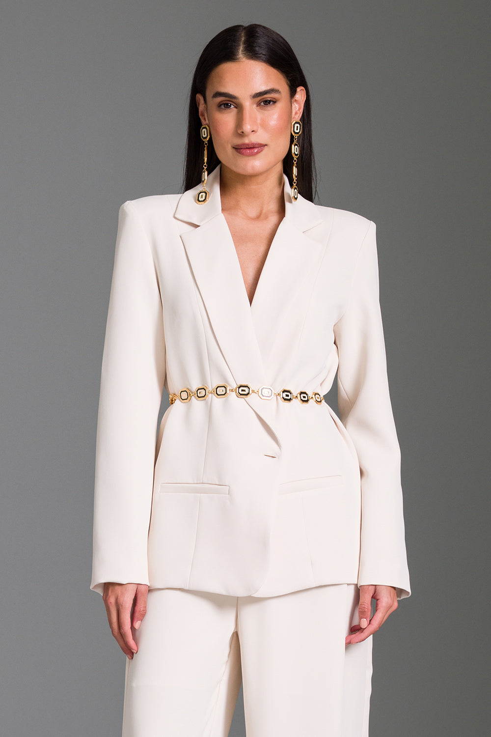 Blazer Reto Liso Com Recortes