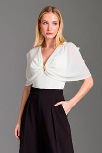 Blusa Ajustada Lisa Com Sobreposição