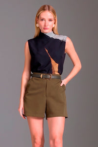 Blusa Ajustada Estampada Gola Alta