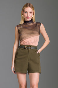 Blusa Ajustada Estampada Gola Alta