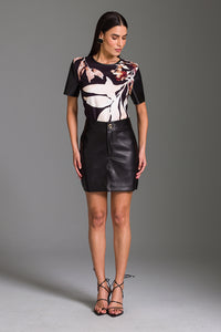 Blusa Reta Estampada Com Mangas Curtas