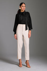 Blusa Gola Laço Lisa Com Punhos