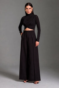 Blusa Cropped Com Mangas Longas