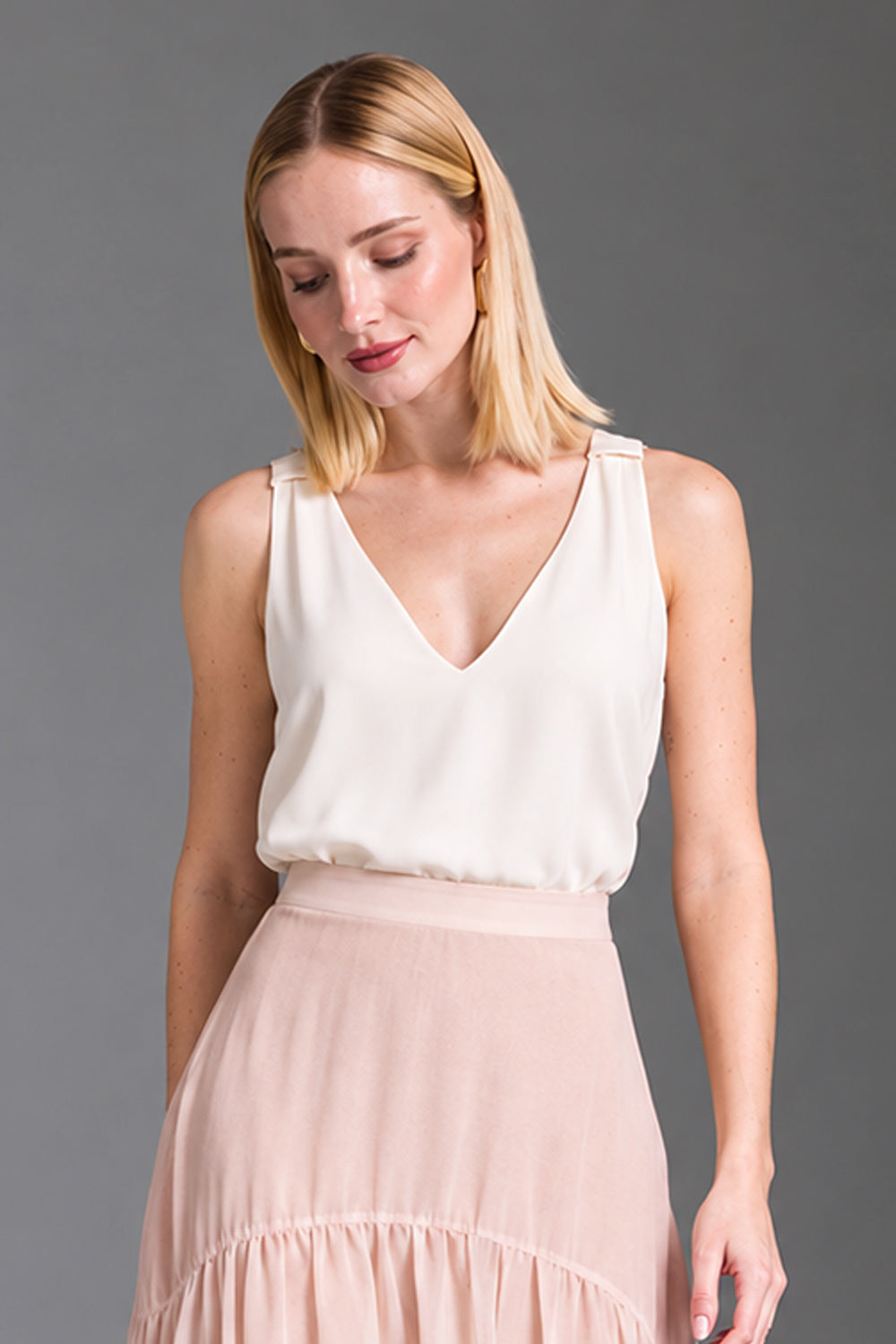 Blusa Reta Lisa Com Passante