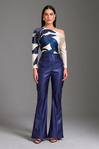 Calça Flare Lisa Com Bolsos Faca