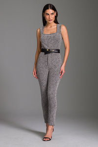 Calça Skinny Com Bolsos Faca