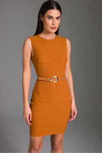 Vestido Curto Liso Com Pences