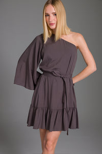 Vestido Curto Liso Ombro Único