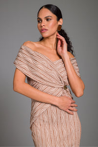 Vestido Curto Com Decote Transpassado