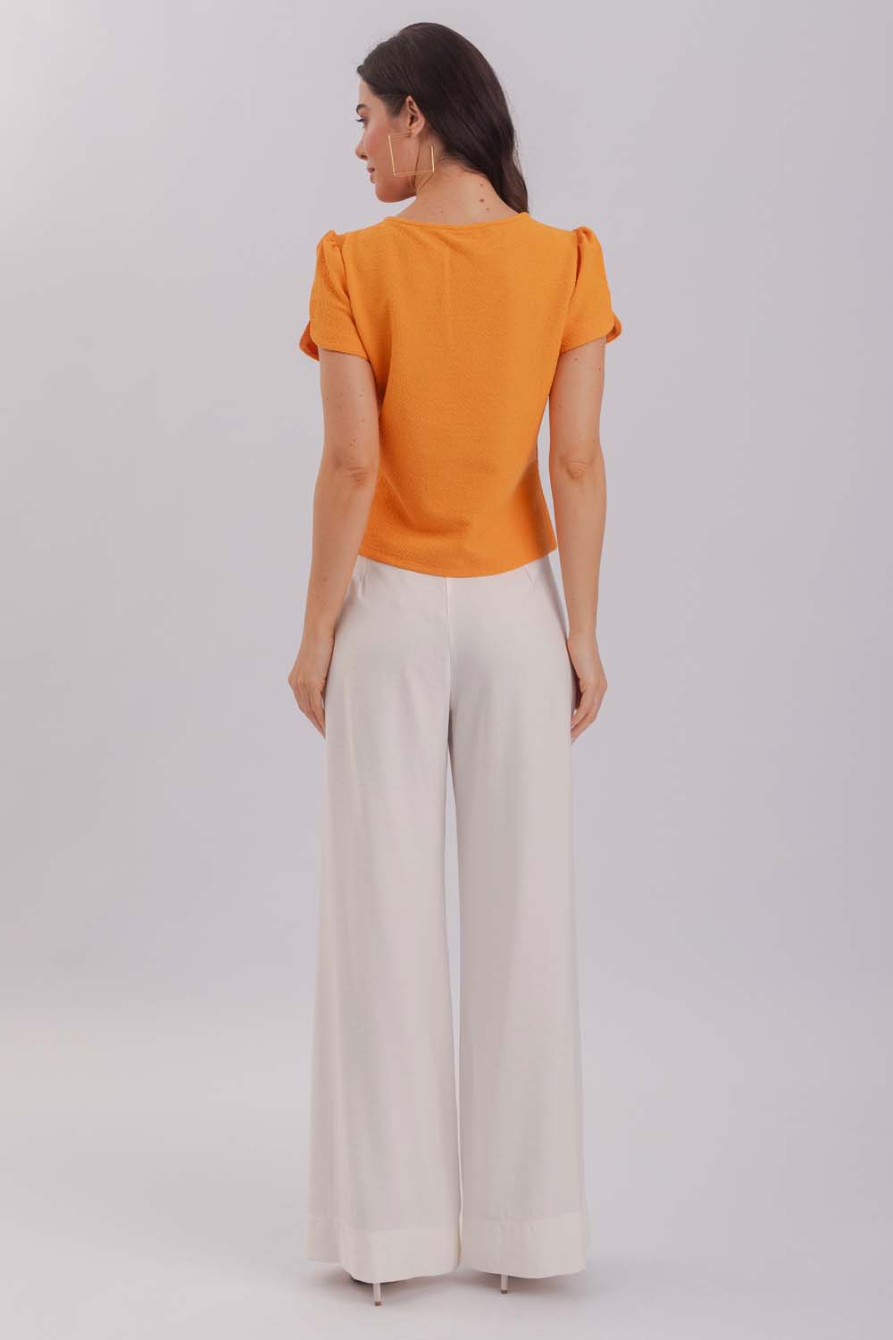 Blusa Lisa Com Bolso