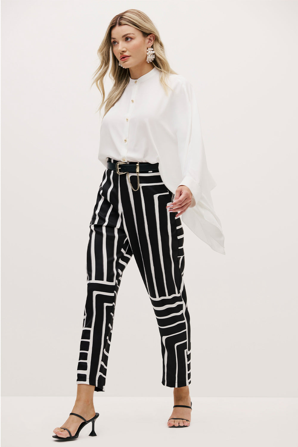 Calça Alfaiataria Com Bolsos Faca