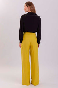 Calça Wide Lisa Com Passante Forrado