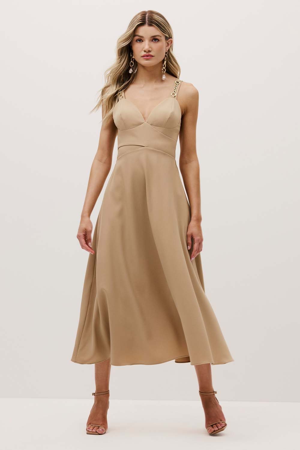 Vestido Midi Liso Com Saia Godê – Use Charry - Main Image