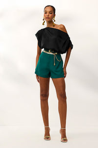Blusa Ampla Lisa Com Decote Canoa