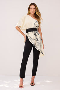 Blusa Ampla Estampada Ombro Único