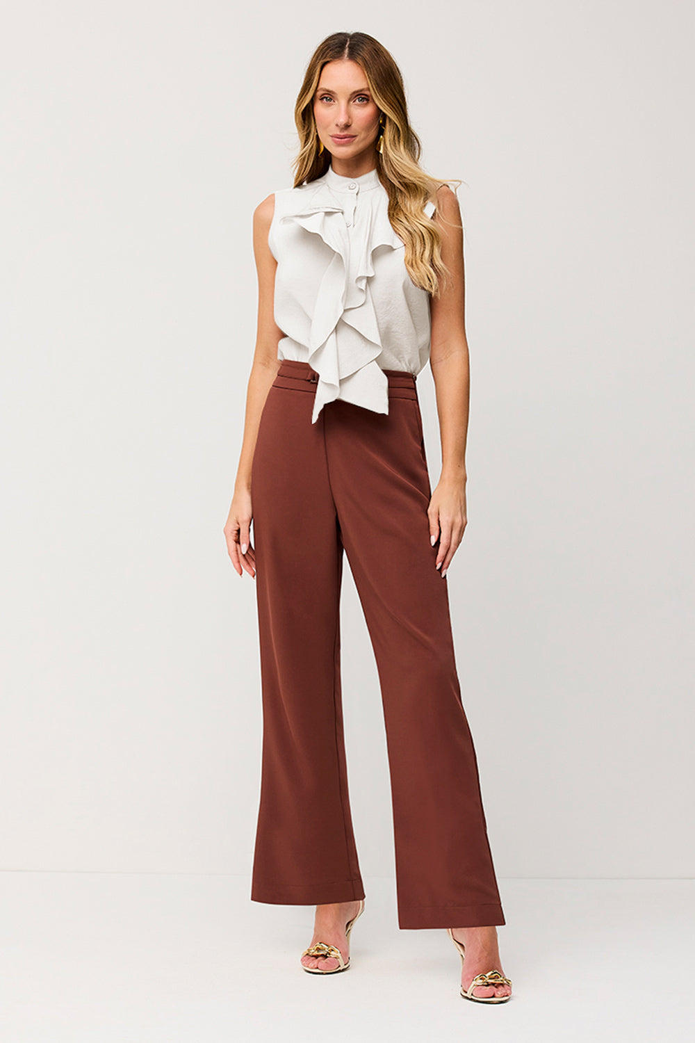 Camisa Jabot Lisa Sem Mangas