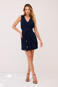 Vestido Curto Liso Plissado