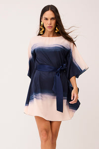 Vestido Curto Estampado Com Mangas Amplas