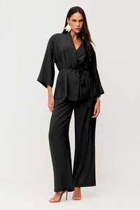 Calça Pantalona Lisa Com Amarração