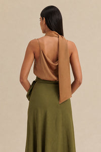 Blusa Lisa Decote Degagê