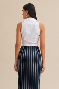Camisa Ajustada Lisa Com Recortes