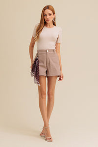Short Liso Com Bolsos Faca