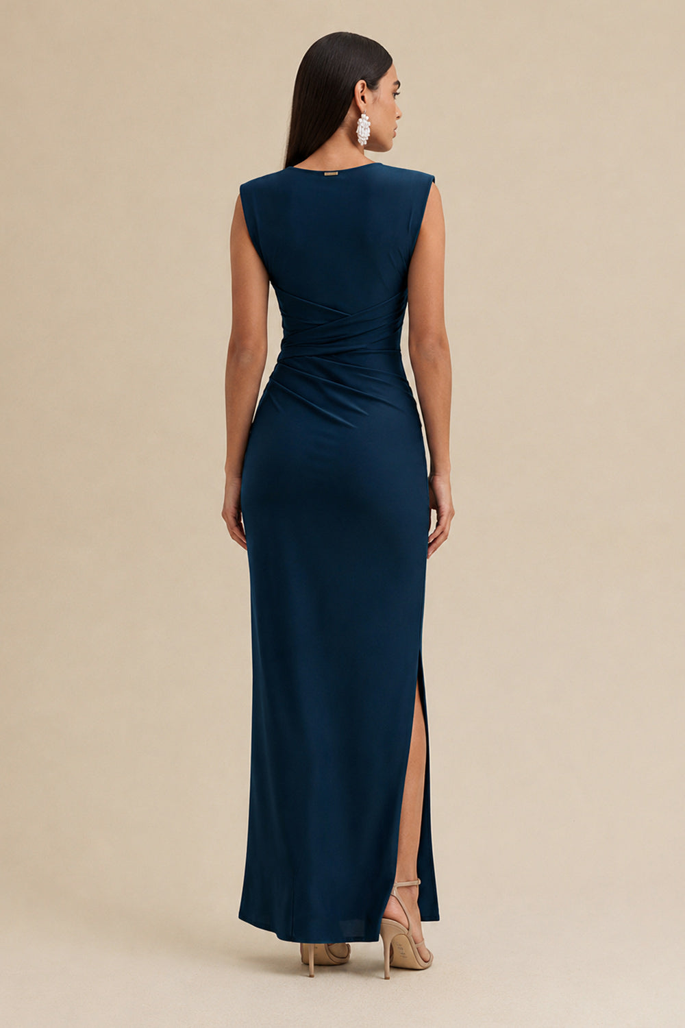 Vestido Longo Liso Decote V
