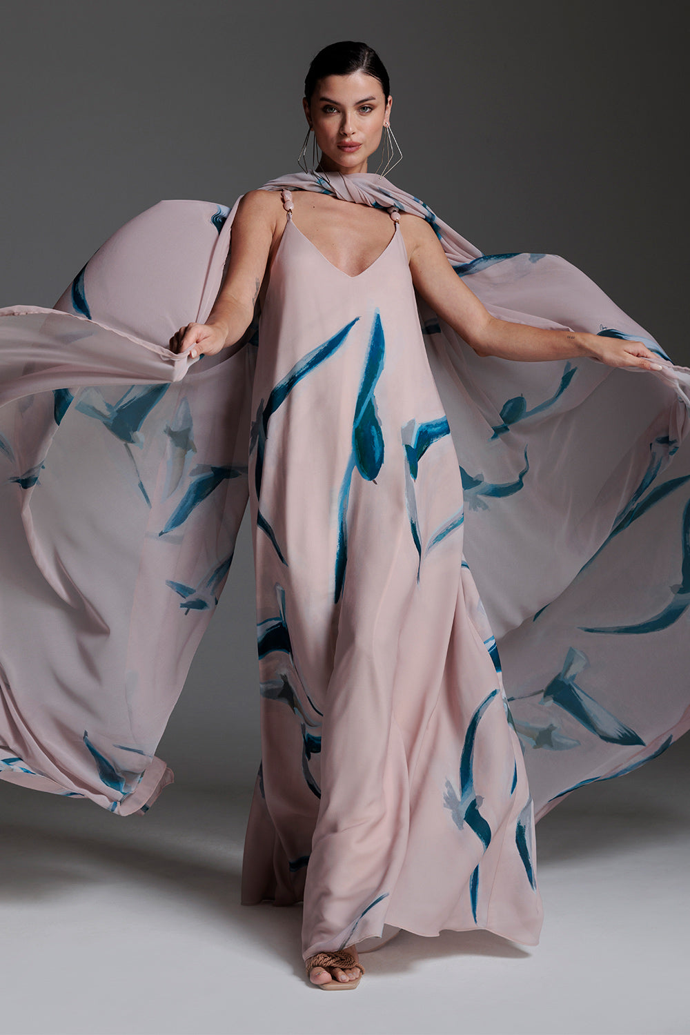 Vestido Longo Com Alças