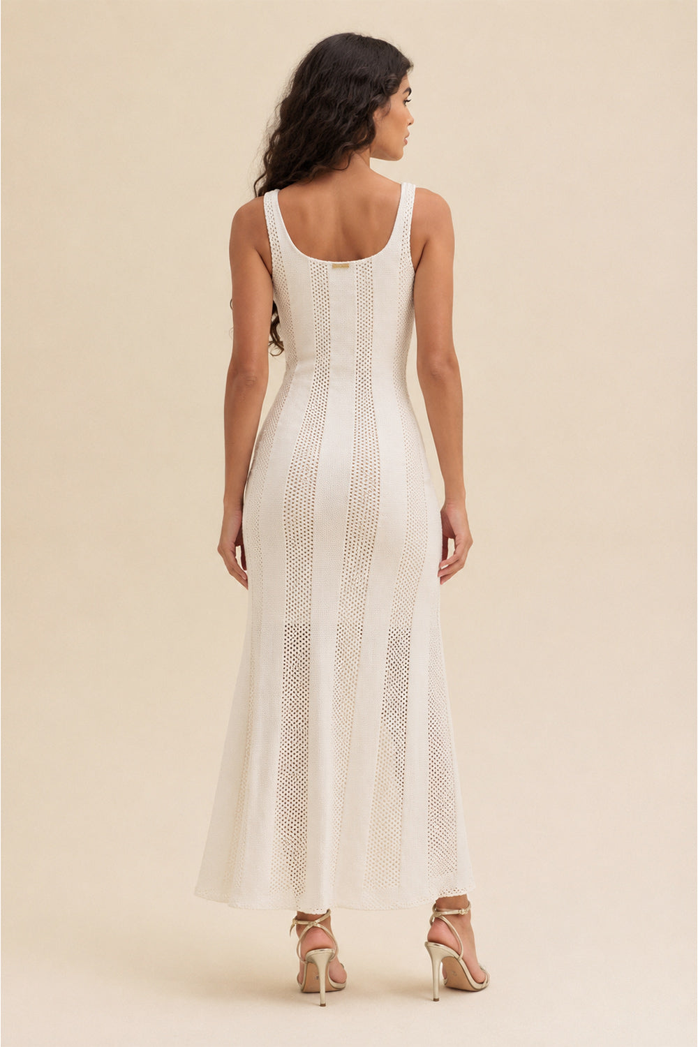 Vestido Longo Com Decote Geométrico