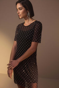Vestido Curto Liso Com Transparência