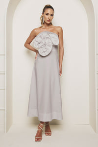 Vestido Super Midi Liso Com Aplicação