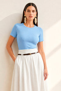 Blusa Ajustada Lisa Decote Redondo