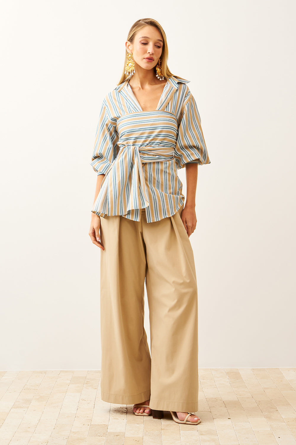 Camisa Ampla Listrada Com Lenço