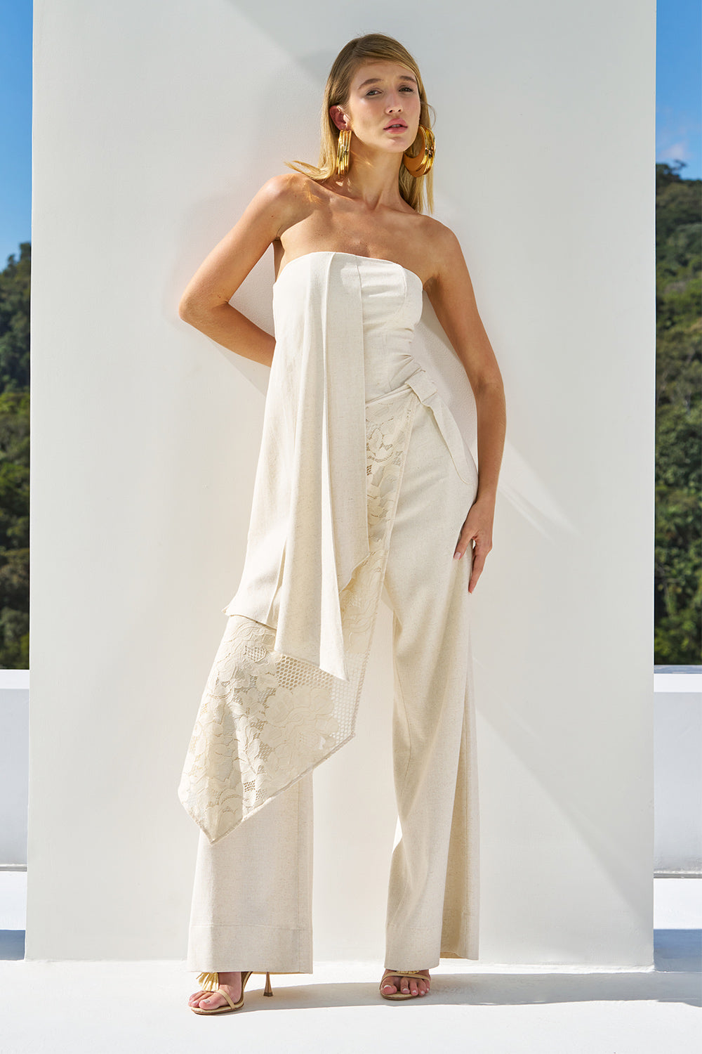 Calça Wide Lisa Com Bolsos Faca