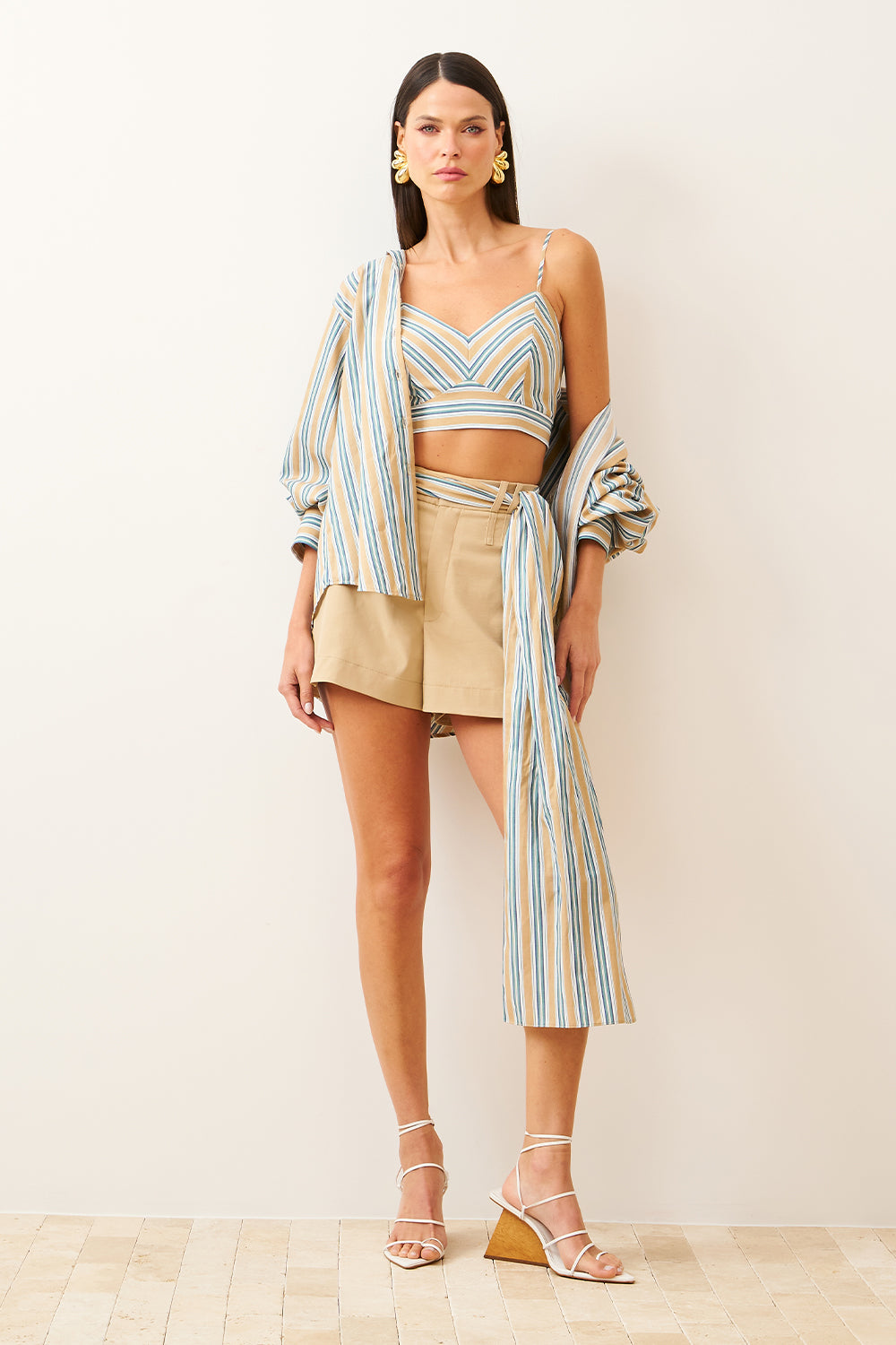 Short Alfaiataria Liso Com Passantes