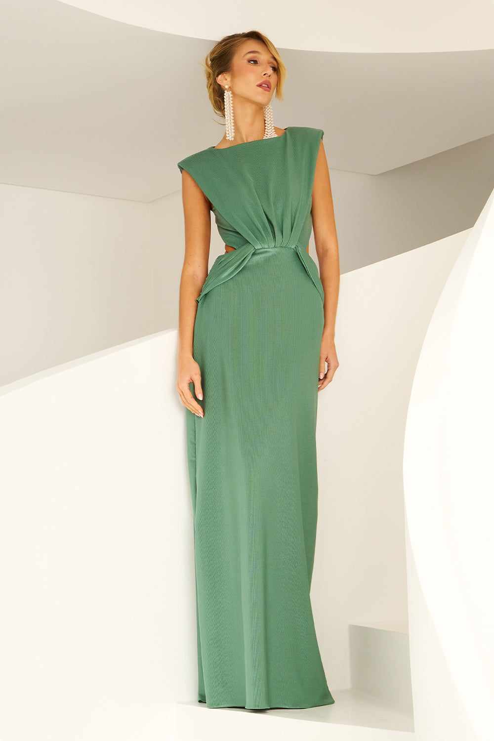 Vestido Longo Liso Cut Out