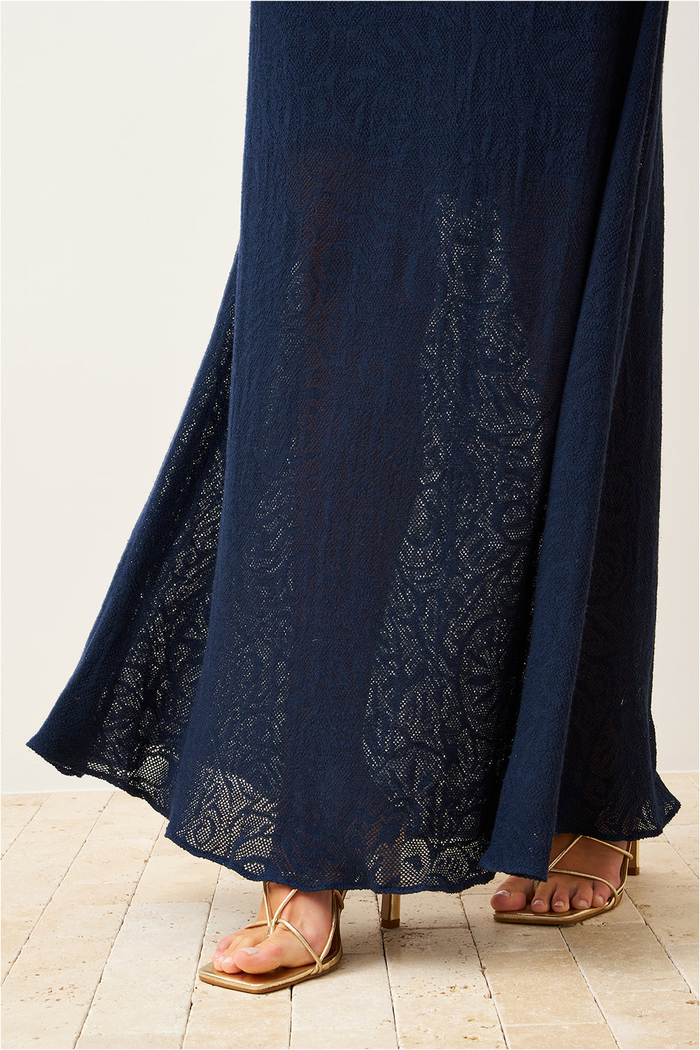 Vestido Longo Liso Com Piercing