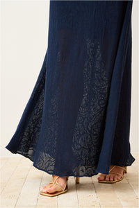 Vestido Longo Liso Com Piercing