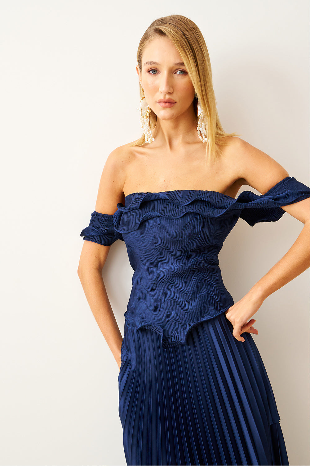 Blusa Estruturada Lisa Com Plissado