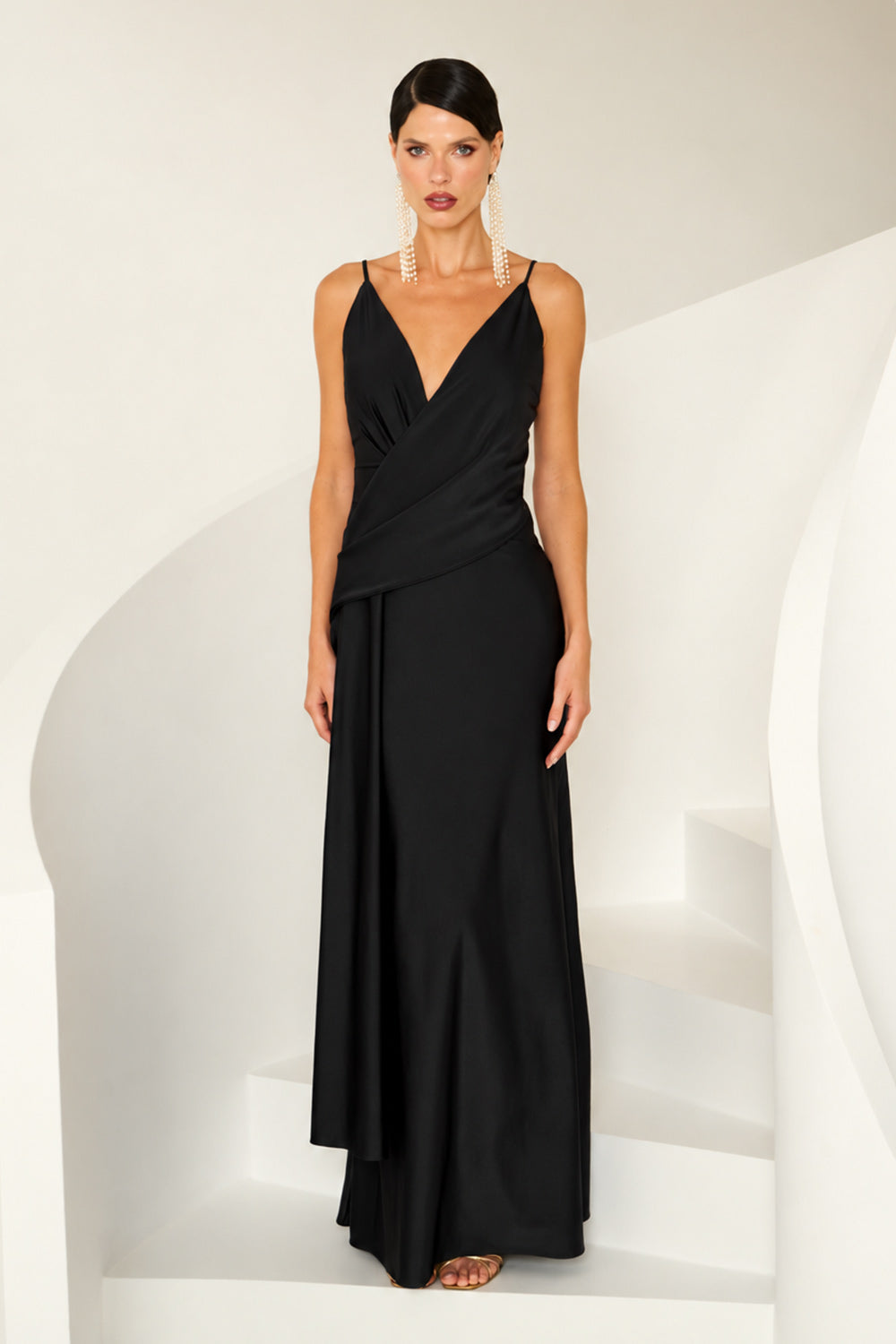 Vestido Longo Liso Com Alças Finas