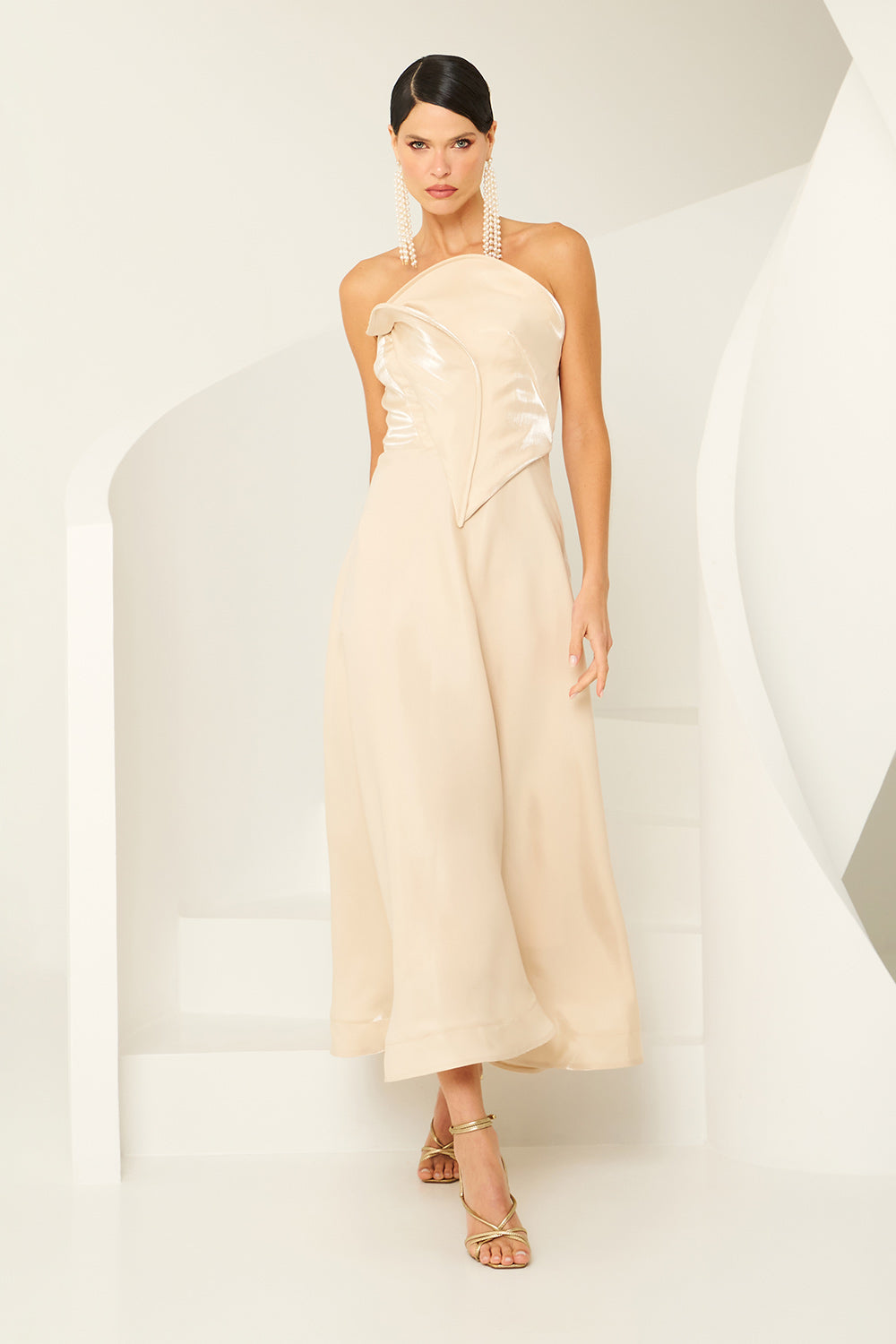 Vestido Super Midi Liso Com Sobreposição