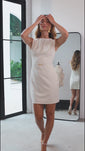 Stories de Vestido Curto Liso Sem Mangas