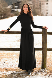 Vestido Longo Liso Gola Alta